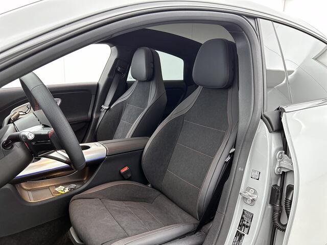 Mercedes-Benz CLA-KLASSE 250+ Launch Edition 85 kWh | Nightpakket | Multibeam LED | Panoramadak | Warmtepomp | Memorypakket voorstoelen | Adaptieve Cruisecontrol | Sierdelen aluminium | Smartphone integratiepakket |