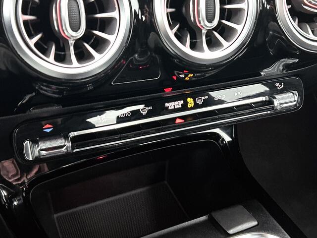 Mercedes-Benz CLA-KLASSE 180 AMG-line | 19 inch multispaaks lmv | Sfeerverlichting | Spiegelpakket Inclusief 24 maanden Mercedes-Benz Certified garantie voor Europa.