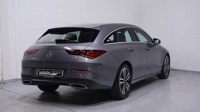 Mercedes-Benz CLA-KLASSE Shooting Brake 180 Business Solution Luxury 1e Eig. NAP Camera Leder Comfortstoelen Stoelverwarming Rijklaar!