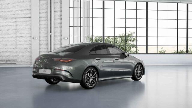 Mercedes-Benz CLA-KLASSE 180 Business Solution AMG | Panoramaschuifdak | AMG Line Plus | Night pakket | Head-up display | 360° camera | 19"AMG velgen |