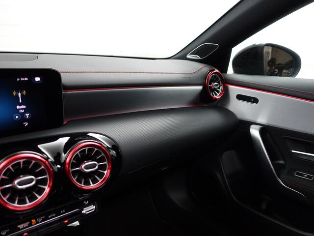 Mercedes-Benz CLA-KLASSE 220 4MATIC AMG Premium Plus Aut- Burmester Surround, Panoramadak, Carplay, Android Auto, Sfeerverlichting, Camera