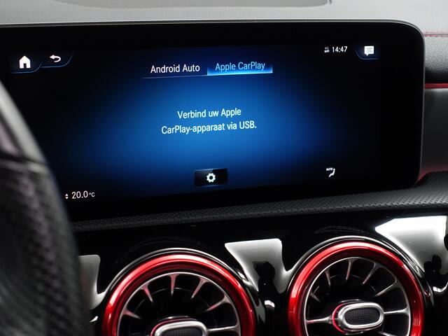 Mercedes-Benz CLA-KLASSE 220 4MATIC AMG Premium Plus Aut- Burmester Surround, Panoramadak, Carplay, Android Auto, Sfeerverlichting, Camera