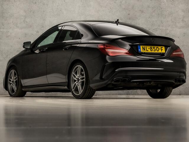 Mercedes-Benz CLA-KLASSE 180 AMG Sport Automaat (GROOT NAVI, LEDER/ALCANTARA, DIAMOND GRILL, GETINT GLAS, SPORTSTOELEN, CRUISE, ZWART HEMEL, LED KOPLAMPEN, NIEUWSTAAT)