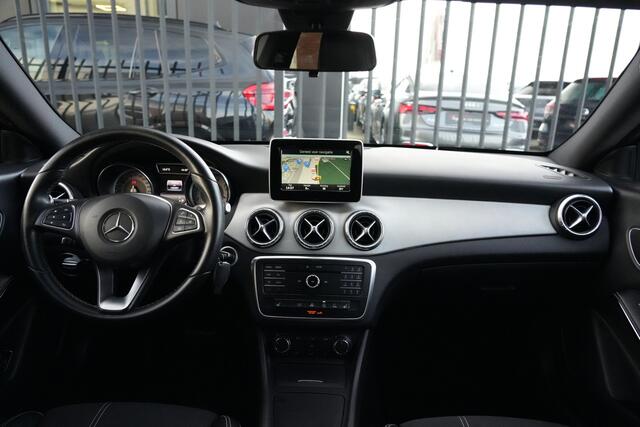 Mercedes-Benz CLA-KLASSE Shooting Brake 180 Prestige 123pk Navigatie/Stoelverwarming/Camera