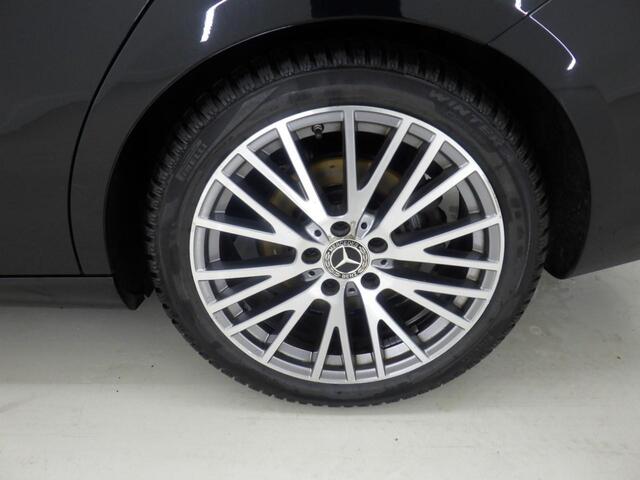 Mercedes-Benz CLA-KLASSE Shooting Brake 200 Aut. DCT Luxury BUITENKANS! Panodak Ambient Light Leder + Memory stoelen PDC VA+Camera Mulitibeam LED NAVI MBUX Augmented Reality NL Auto + NAP