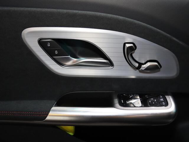 Mercedes-Benz CLA-KLASSE 250+ Launch Edition 85 kWh | Night | Panoramadak | DISTRONIC | Achteruitrijcamera | Dodehoekassistent |