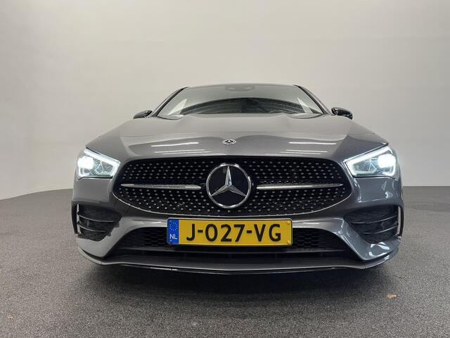 Mercedes-Benz CLA-KLASSE Shooting Brake 180 Business Solution AMG Trekhaak Navigatie Camera Parkeersensoren Cruise Control AMG stoelen Stoelverwarming Sfeerverlichting Elektrische kofferklep Full Led Climate Control