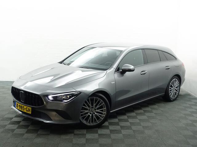 Mercedes-Benz CLA-KLASSE Shooting Brake 220 AMG Edition Aut- Xenon Led, CarPlay, Camera, Carbon Pakket, Lane Assist, Park Assist