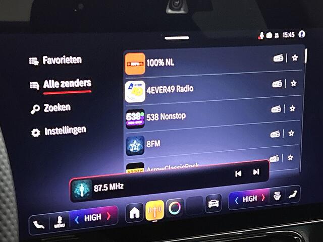 Mercedes-Benz CLA-KLASSE 250+ Launch Edition 85 kWh | Trekhaak | Warmtepomp | Multibeam LED | Panoramadak | Nightpakket | Smartphone integratie | Memorypakket | Adaptieve Cruisecontrol | 19 inch AMG velgen |