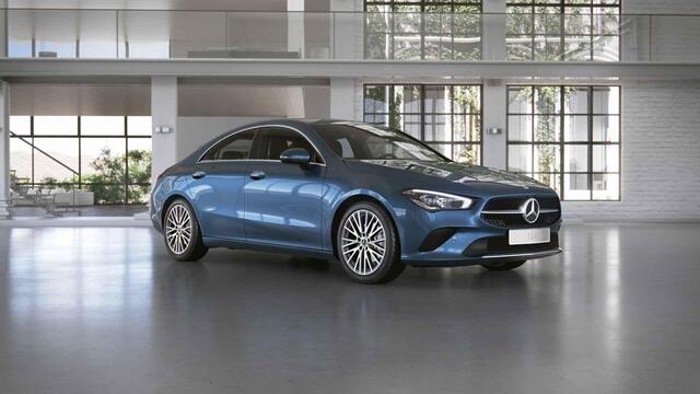 Mercedes-Benz CLA-KLASSE 200 Luxury Line | Trekhaak | Stoelverwarming | Sfeerverlichting | Widescreen |