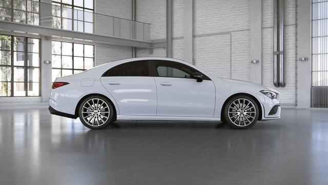 Mercedes-Benz CLA-KLASSE 250 e AMG Line | Panoramadak | Night | Stoelverwarming | Sfeerverlichting | Widescreen |