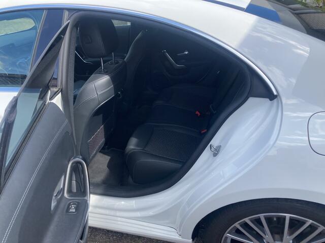 Mercedes-Benz CLA-KLASSE 180 Bus. Sol. AMG AUTOMAAT