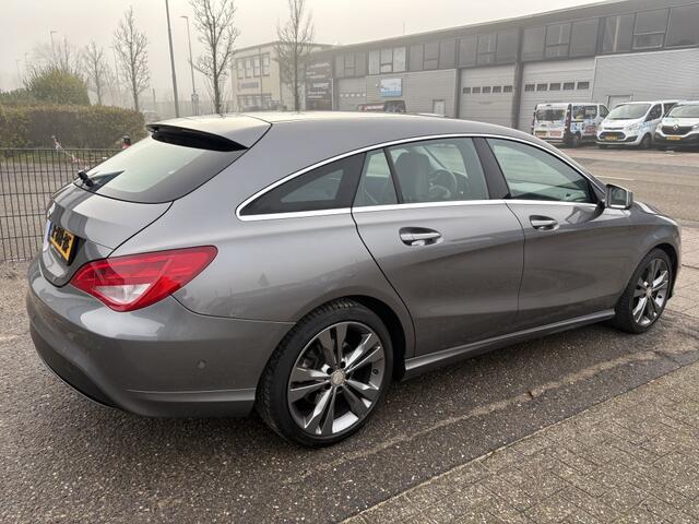 Mercedes-Benz CLA-KLASSE Shooting Brake 180 Business Solution AMG