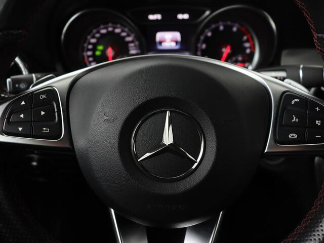 Mercedes-Benz CLA-KLASSE Shooting Brake 180 AMG-Pakket | Full-LED | Stoelverwarming | Camera | Navigatie