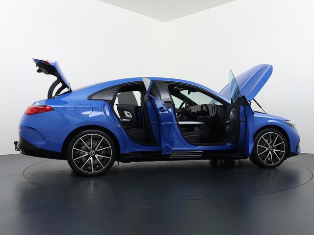 Mercedes-Benz CLA-KLASSE 250+ Launch Edition 85 kWh Accu | Trekhaak Wegklapbaar | Memorystoelen | Warmtepomp | Multibeam Led | Stoelverwarming Voorin | Distronic Cruise Control | Achteruitrijcamera | Nightpakket | Dodehoekassistent