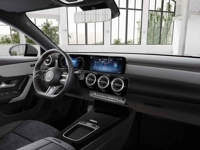Mercedes-Benz CLA-KLASSE 180 Star Edition AMG Line