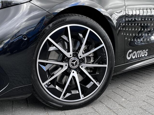 Mercedes-Benz CLA-KLASSE 250+ Launch Edition | AMG Line | Night Pakket | Panoramadak | MULTIBEAM LED Koplampen | DISTRONIC Afstandsassistent | Dodehoekassistent | Elektrisch Verstelbare Stoelen + Memory | Stoelverwarming | Sfeerverlichting