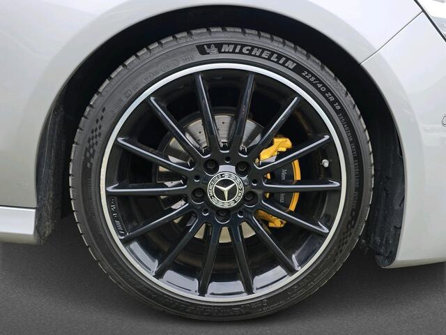Mercedes-Benz CLA-KLASSE Shooting Brake 180 Business Solution AMG | Automaat | Panoramadak | Navigatie | Stoelverwarming | Elektrische voorstoel |