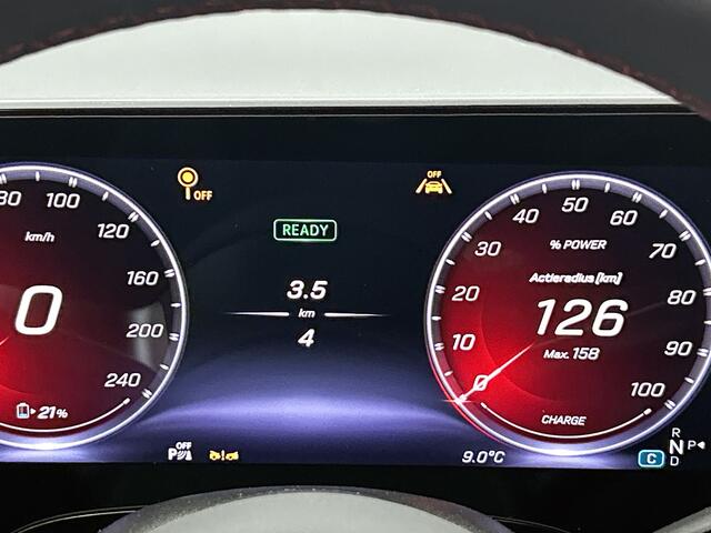 Mercedes-Benz CLA-KLASSE 250+ Launch Edition 85 kWh | Trekhaak | Smartphone integratie | Warmtepomp | Nightpakket | Multibeam LED | Antidiefstal pakket URBAN GUARD | Sierdelen aluminium |