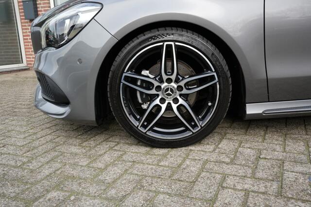 Mercedes-Benz CLA-KLASSE 180 BUSSENISS. SOL. AMG LINE-ALL IN PRIJS- Camera- Navi-