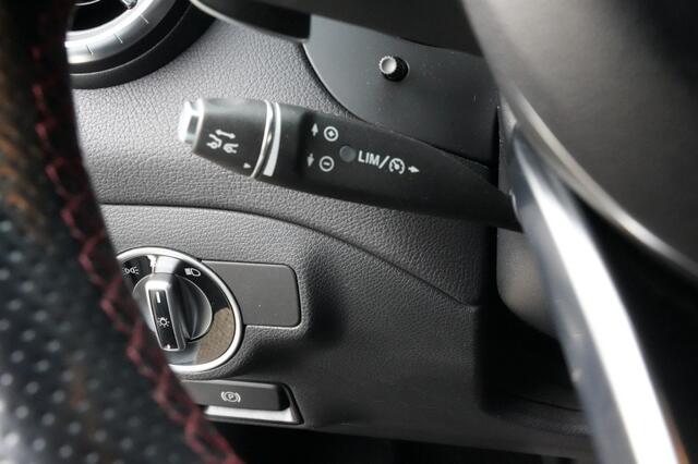 Mercedes-Benz CLA-KLASSE 180 BUSSENISS. SOL. AMG LINE-ALL IN PRIJS- Camera- Navi-