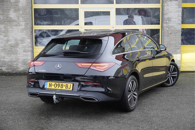 Mercedes-Benz CLA-KLASSE Shooting Brake 180 Automaat! Business Solution BJ2021 Lmv 17" | Led V+A | Pdc | Navi | Elek. trekhaak | Elek. achterklep | Achteruitrijcamera | Virtual cockpit | Climate control | Cruise control | Verwarmde voorstoelen | Sportstoelen | Zwarte hemel | Geti
