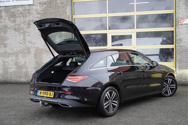 Mercedes-Benz CLA-KLASSE Shooting Brake 180 Automaat! Business Solution BJ2021 Lmv 17" | Led V+A | Pdc | Navi | Elek. trekhaak | Elek. achterklep | Achteruitrijcamera | Virtual cockpit | Climate control | Cruise control | Verwarmde voorstoelen | Sportstoelen | Zwarte hemel | Geti