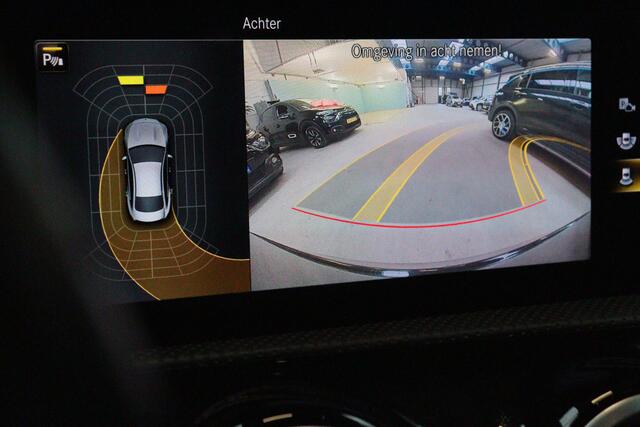 Mercedes-Benz CLA-KLASSE 250 Premium Orange Edition | NAVI | CAMERA + PDC | SCHUIF / KANTELDAK | STOELVERW | AMBIENT LIGHT |