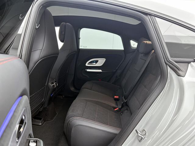 Mercedes-Benz CLA-KLASSE 250+ AMG Nightpakket Launch Edition 85 kWh | Distronic | Alarm | Memory | Sfeerverlichting | Panoramadak | Dode Hoek Ass | Inclusief 24 maanden Mercedes-Benz Certified garantie voor Europa |