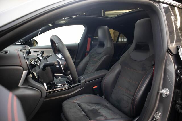 Mercedes-Benz CLA-KLASSE AMG 35 4MATIC Premium Plus 1e eigenaar | NL auto | NW motor | Garantie