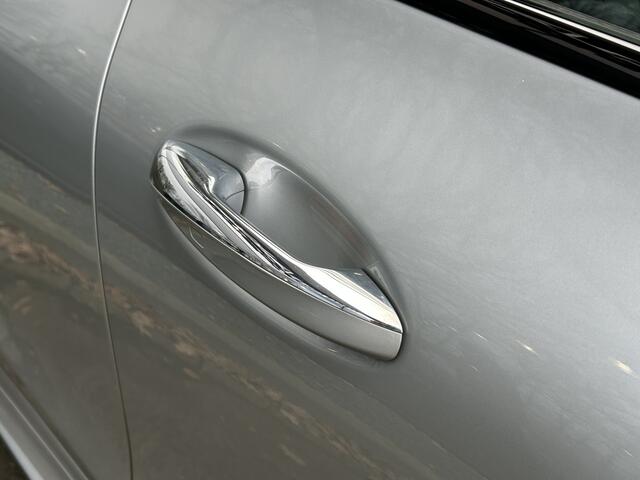 Mercedes-Benz CLA-KLASSE 250e AMG // Panoramadak // Nightpakket // Sfeerverlichting // Carplay // Camera // Keyless // MultiBeam