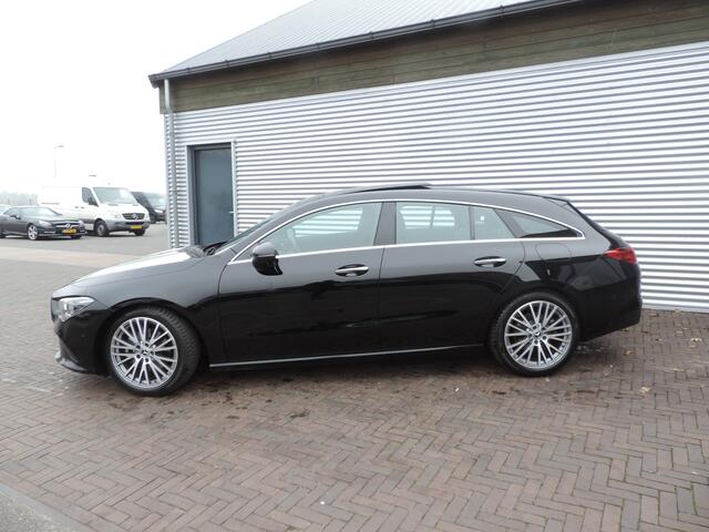 Mercedes-Benz CLA-KLASSE Shooting Brake 200 Business Solution Luxury panoramadak trekhaak