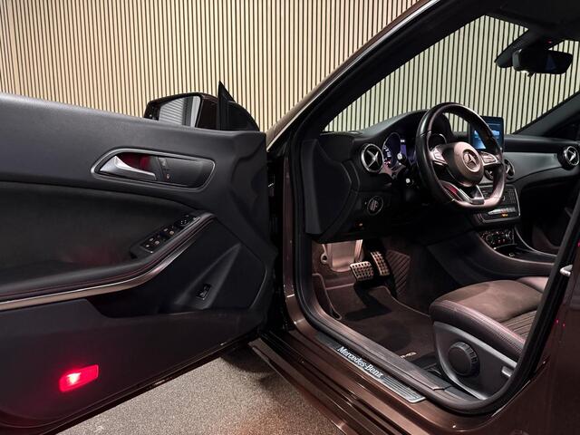 Mercedes-Benz CLA-KLASSE Shooting Brake 180 AMG STYLING-CAMERA-TREKHAAK-SFEER-COMPLEET