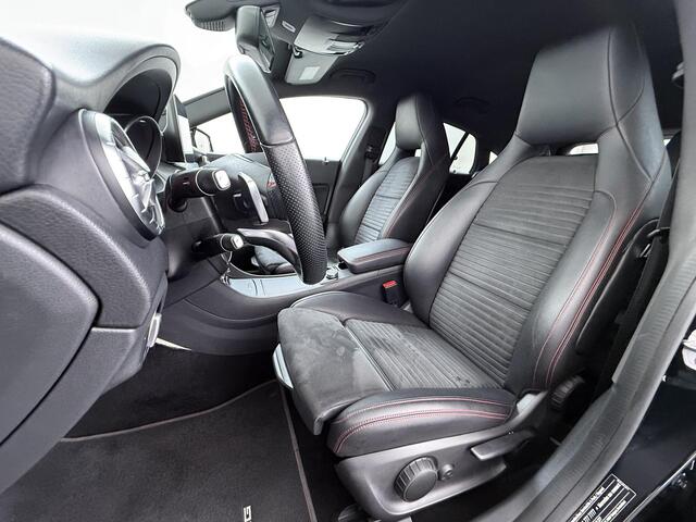 Mercedes-Benz CLA-KLASSE Shooting Brake 180 AMG Styling Camera Automaat