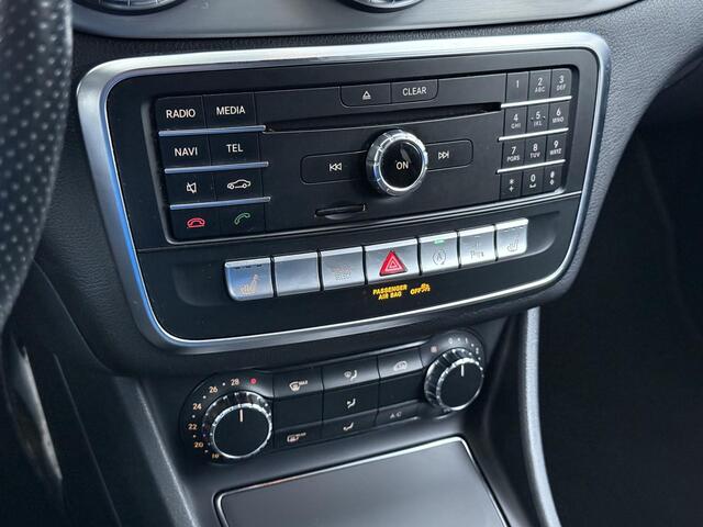 Mercedes-Benz CLA-KLASSE Shooting Brake 180 AMG Styling Camera Automaat