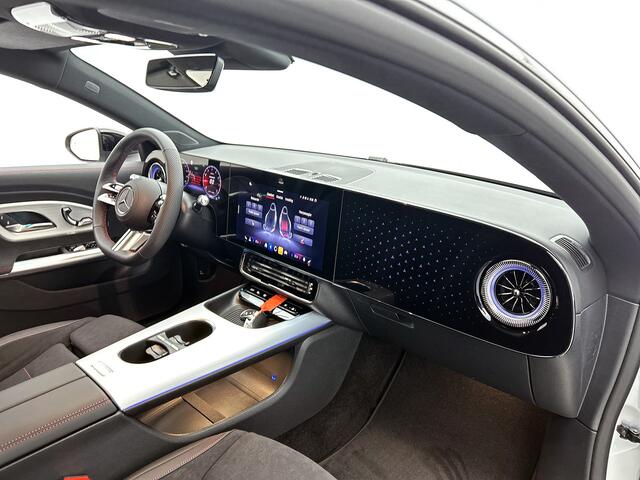 Mercedes-Benz CLA-KLASSE 180 Business Solution AMG | Memorypakket | Multibeam LED | Nightpakket | Smartphone Integratie | Panoramadak | 19 inch AMG velgen | THERMOTRONIC | Adaptieve cruisecontrol |