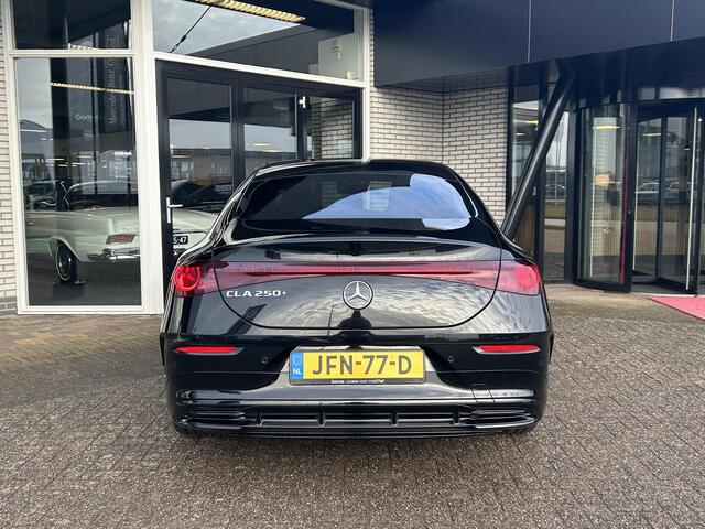 Mercedes-Benz CLA-KLASSE 250+ Launch Edition 85 kWh | Panoramadak | Adaptief Cruise Control | Stoelverwarming