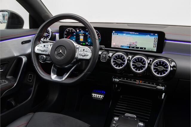 Mercedes-Benz CLA-KLASSE 250 e AMG Premium, Pano, Widescreen, Head-up, Nightpack 2022