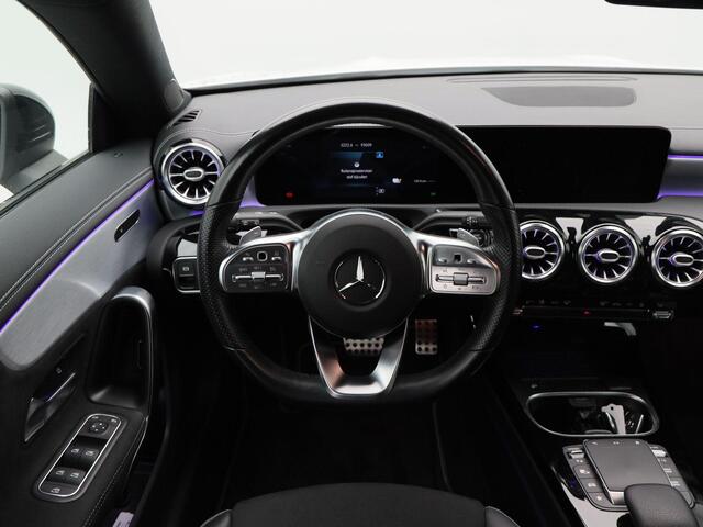 Mercedes-Benz CLA-KLASSE Shooting Brake Automaat 250 e | Stoelverwarming | Navigatie | Full LED | Sfeer Verlichting | Virtual Cockpit | 18 Inch | 95.009 Km !!