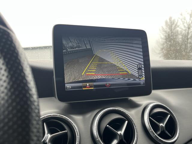 Mercedes-Benz CLA-KLASSE 200 d Business Solution AMG Upgrade Edition