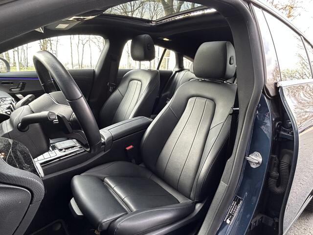 Mercedes-Benz CLA-KLASSE 180 Shooting Brake Luxury // Panoramadak // Distronic // Memory // MultiBeam LED // Camera // Sfeerverlichting // Keyless