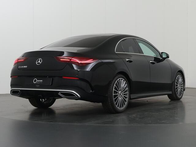 Mercedes-Benz CLA-KLASSE 180 Business Solution AMG | Panoramadak | Burmester | Rijassistentiepakket | Trekhaak | 360 camera | Sfeerverlichting | Stoel/stuurverwarming |
