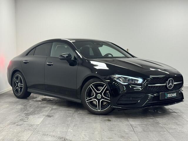 Mercedes-Benz CLA-KLASSE 200 Business Solution AMG | Panoramadak | AMG | Navigatie |