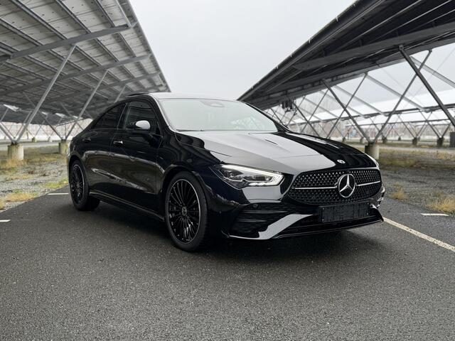 Mercedes-Benz CLA-KLASSE 180 Business Solution AMG | Night | Panoramaschuifdak | AMG Line Plus | Head-up display | Burmester | 360° camera | Winter pakket | Trekhaak