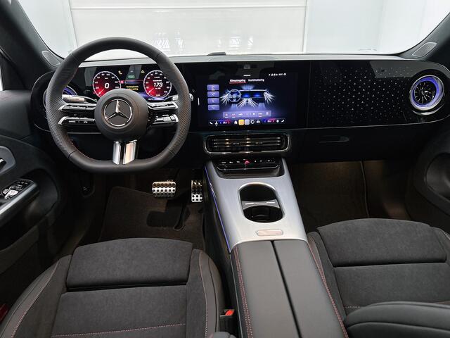 Mercedes-Benz CLA-KLASSE 250+ Launch Edition 85 kWh | Nightpakket | Warmtepomp | Antidiefstal pakket URBAN GUARD | Memorypakket voorstoelen | Multibeam LED | Panoramadak | Sierdelen aluminium | Adaptieve cruisecontrol |