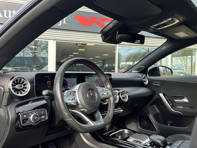 Mercedes-Benz CLA-KLASSE AMG 35 4MATIC | Panodak | Burmester | 360 camera | ACC | 306 pk