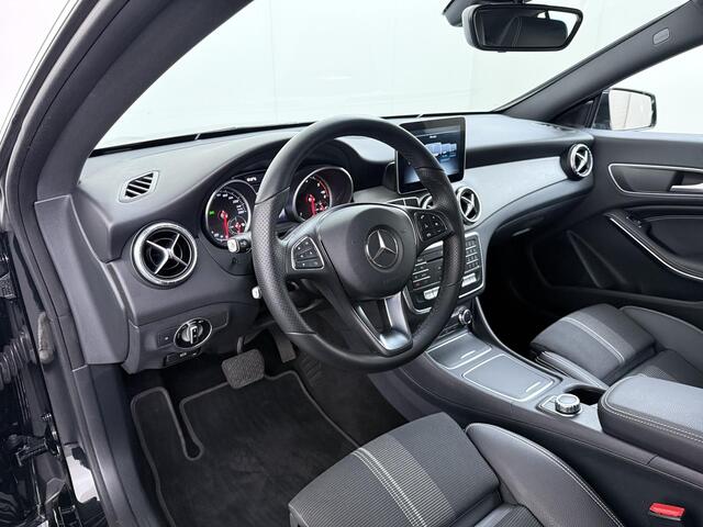 Mercedes-Benz CLA-KLASSE Shooting Brake 180 d Business Solution Camera Dealer onderhouden
