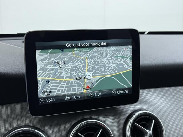 Mercedes-Benz CLA-KLASSE Shooting Brake 180 d Business Solution Camera Dealer onderhouden