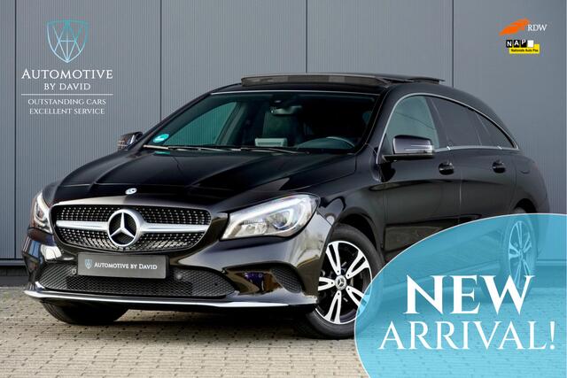 Mercedes-Benz CLA-KLASSE Shooting Brake 180 122 pk PRESTIGE AUTOMAAT / TREKHAAK / PANORAMADAK / BTW-AUTO / APPLE CARPLAY / ACHTERUITRIJCAMERA / LEDER / VOLLEDIG ONDERHOUDEN