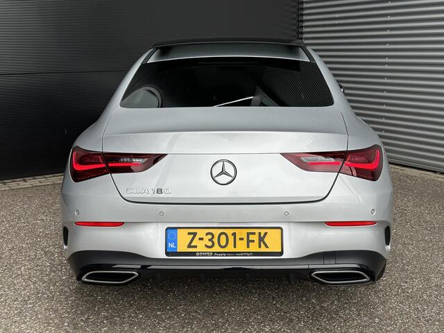 Mercedes-Benz CLA-KLASSE 180 AMG Line | Premium | Nightpakket | Panoramadak | Achteruitrijcamera | Stoelverwarming | Sfeerverlichting